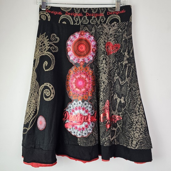 Desigual Dresses & Skirts - DESIGUAL Womens Y2K Black Red Patchwork A-Line Mini Skirt Small Boho Pull On